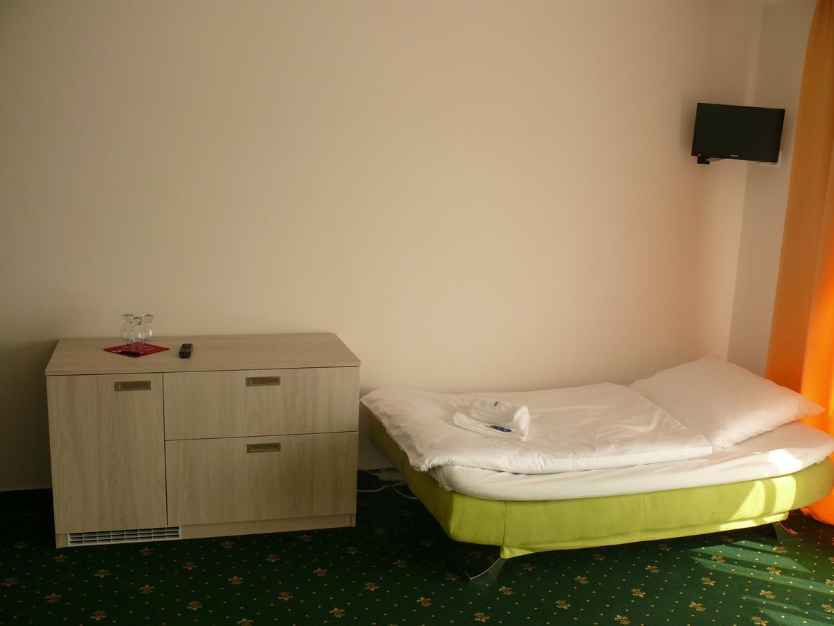 Rezidence Holsin Hotel Holsiny Bagian luar foto