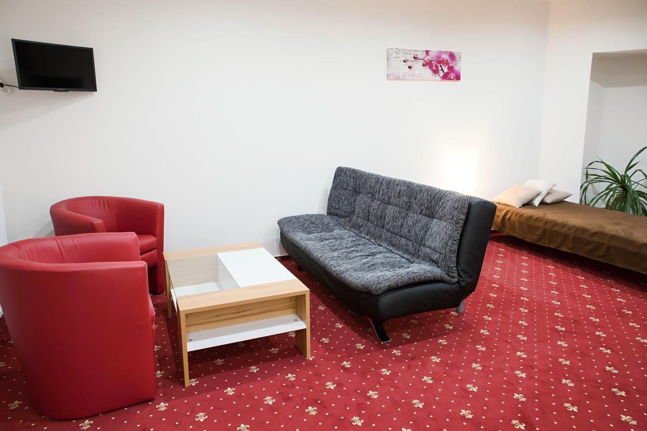 Rezidence Holsin Hotel Holsiny Bagian luar foto