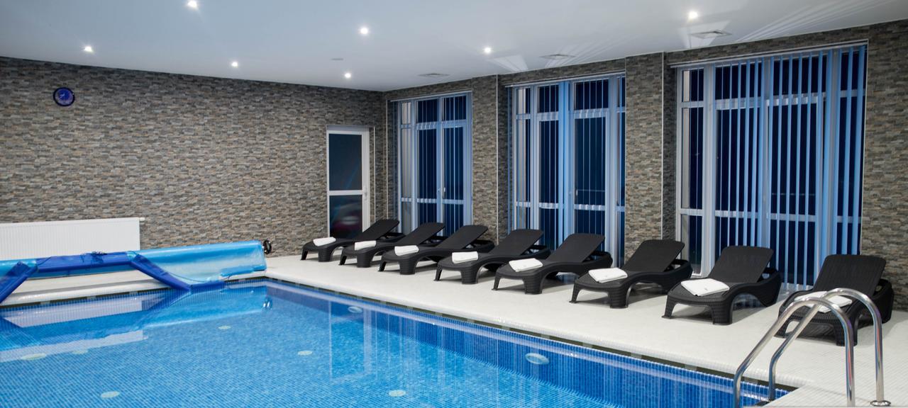 Rezidence Holsin Hotel Holsiny Bagian luar foto